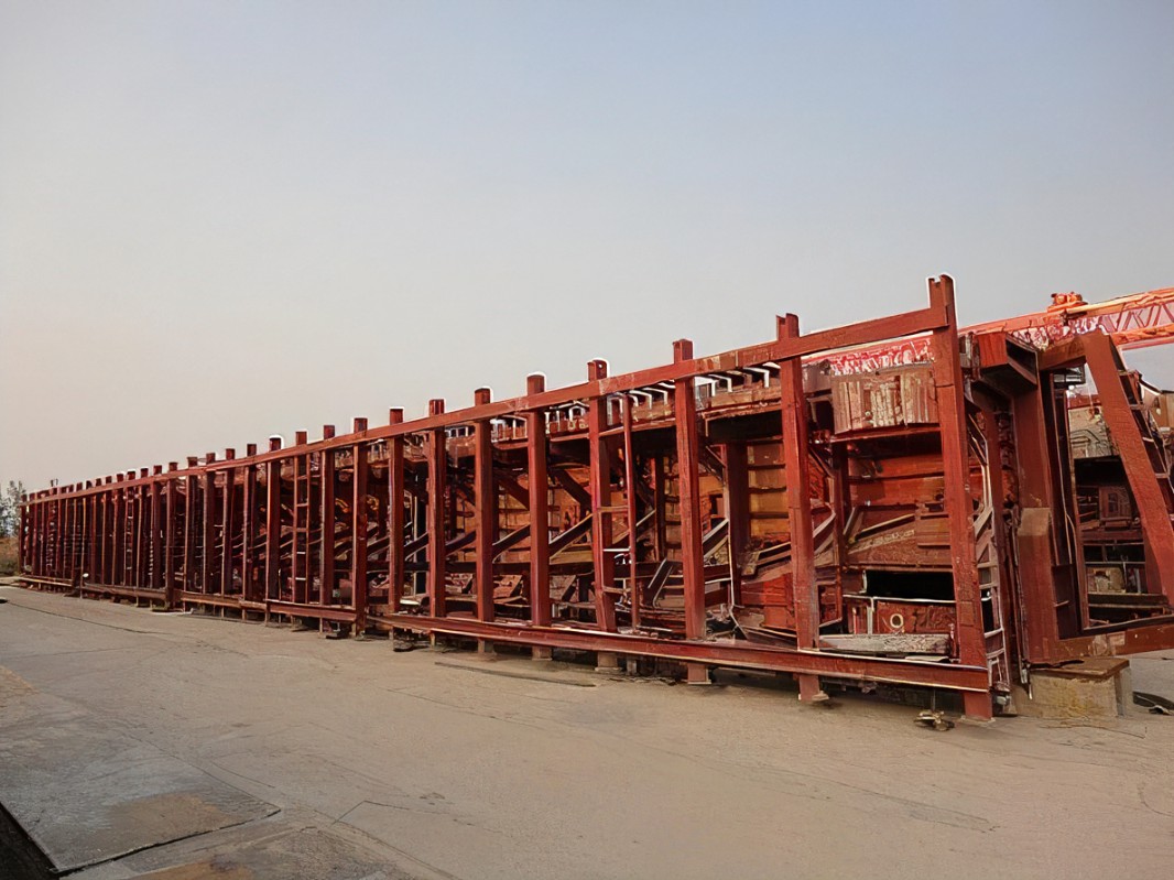 1646779945266732.jpg 定型钢模板3.jpg